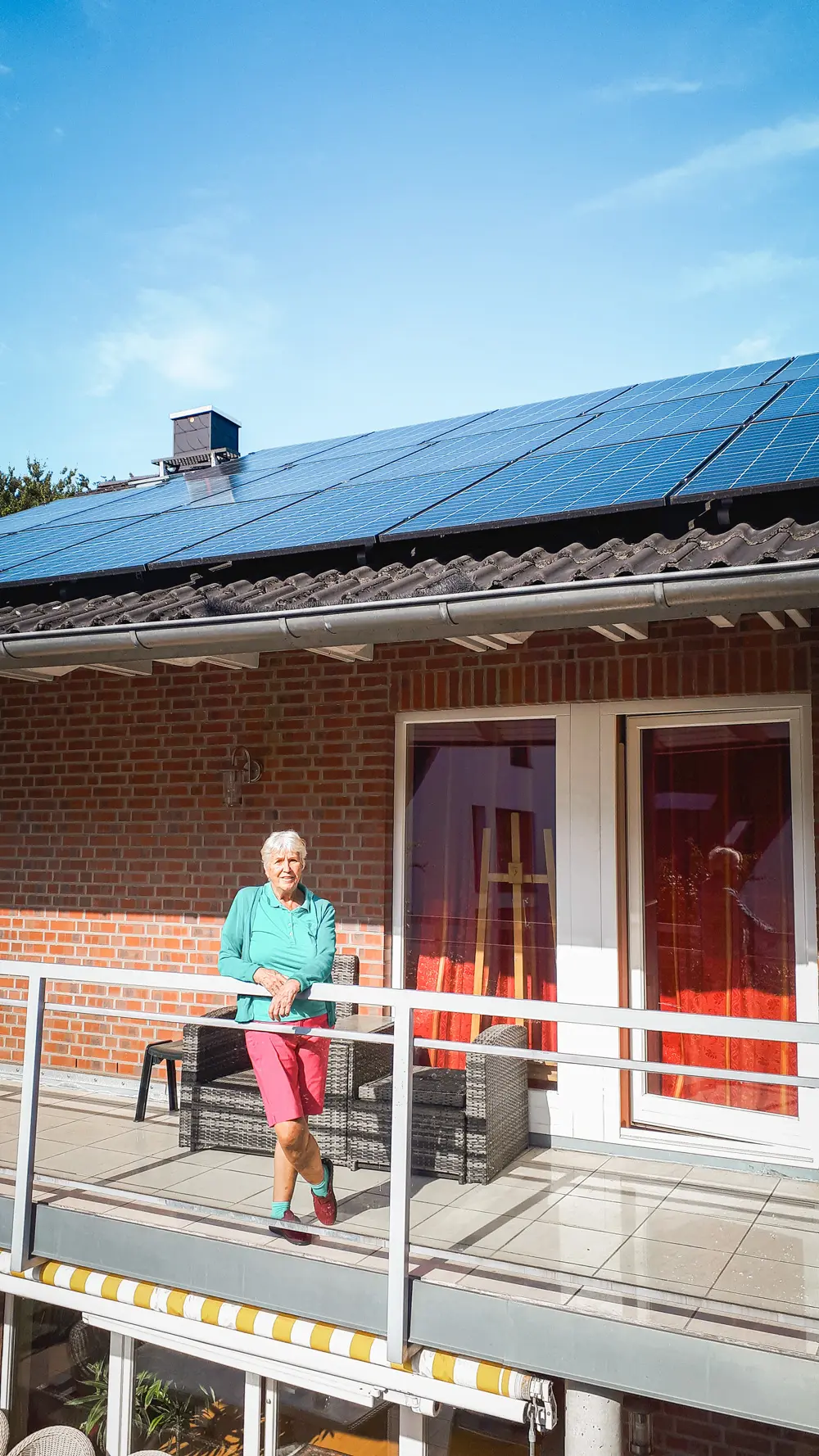 Infravoltaic Kunden mit ihrer Infravoltaic Energielösung